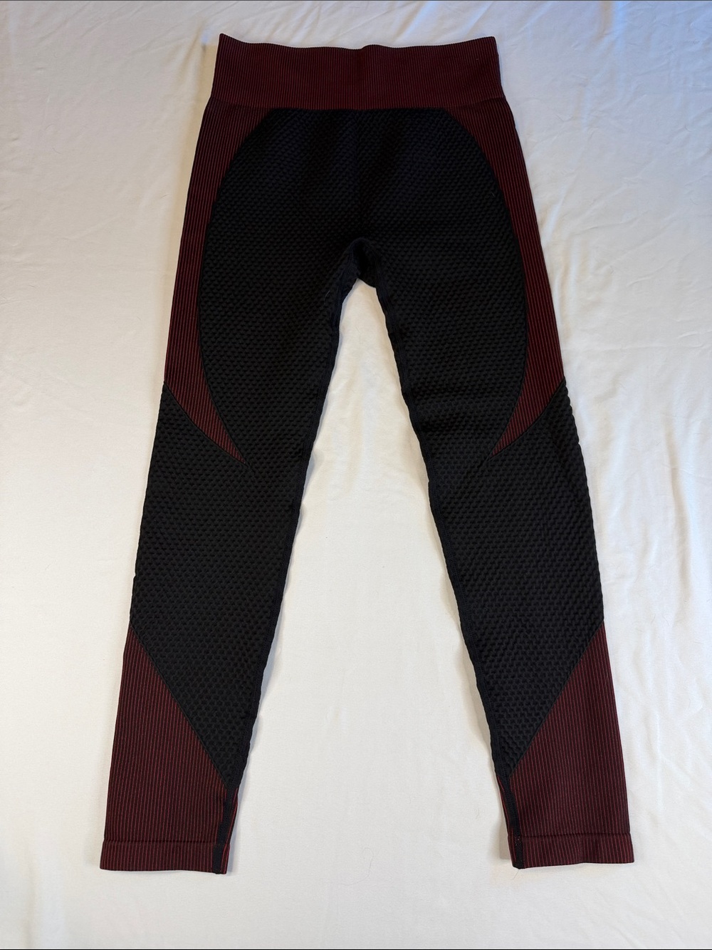 Women's Black & Burgundy Seam-Detail Joggers